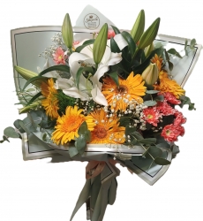 Renkli Taze Çiçek Buketi